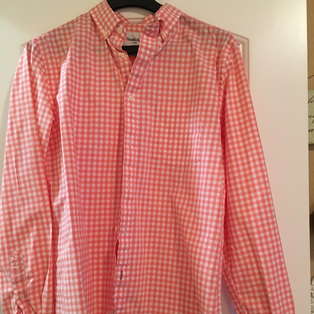 Goodfellow & Co Men’s long sleeved shirt